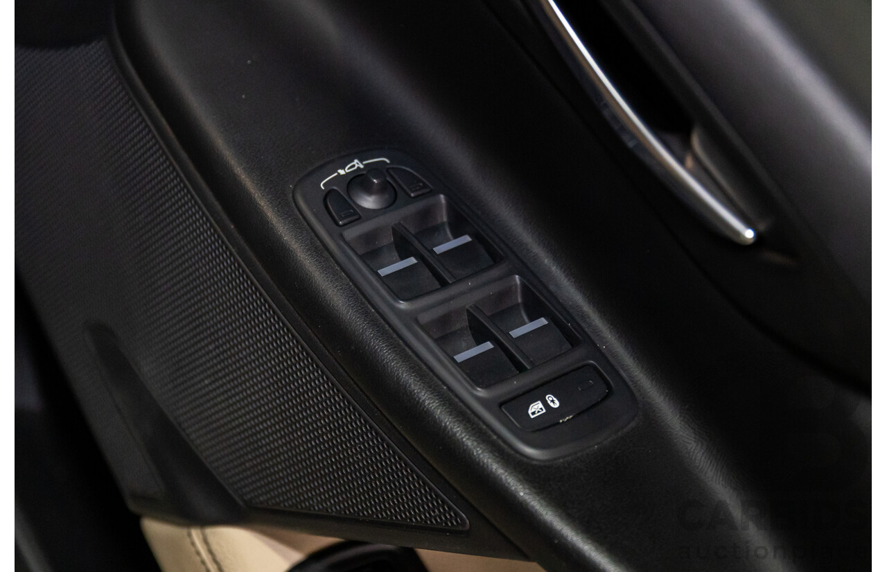 11/2016 Jaguar XE 20d Prestige (RWD) MY17 4d Sedan Dark Sapphire Blue Turbo Diesel 2.0L