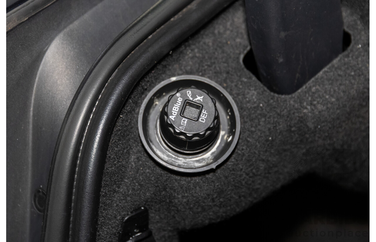 11/2016 Jaguar XE 20d Prestige (RWD) MY17 4d Sedan Dark Sapphire Blue Turbo Diesel 2.0L