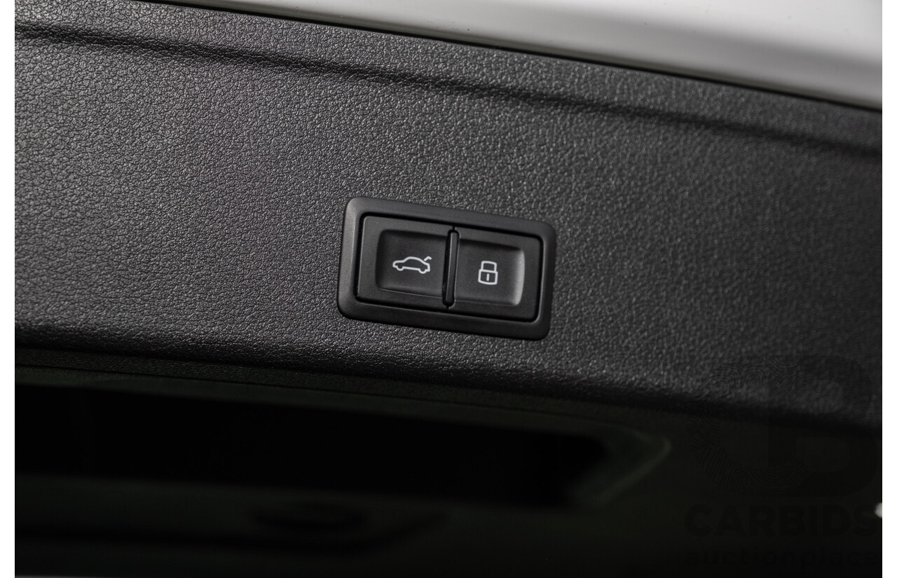 10/2016 Audi A4 Avant 2.0 TFSI S-Tronic Sport (FWD) F4 (B9) 4d Wagon Glacier White Turbo 2.0L