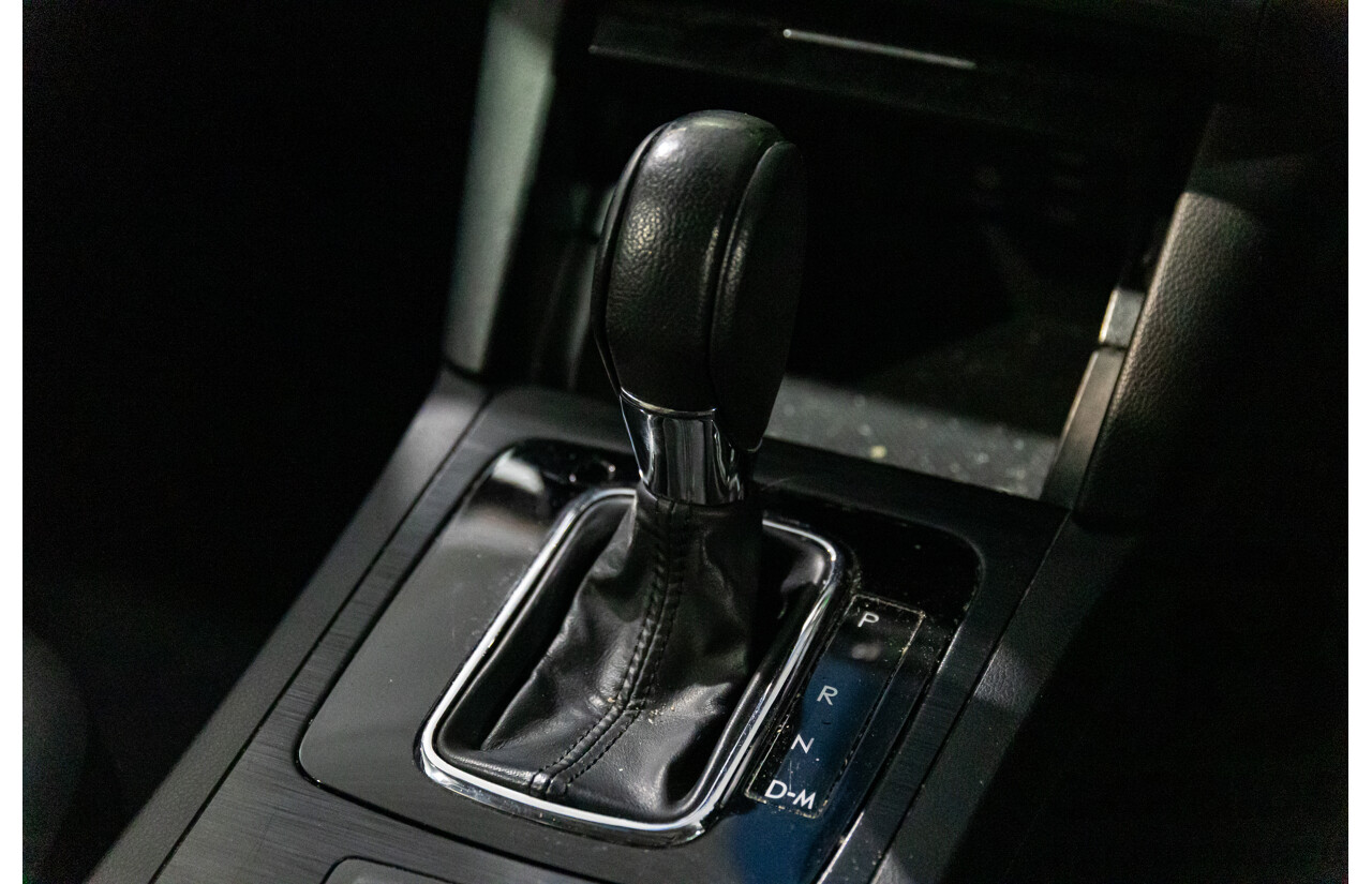 11/2015 Subaru Outback 3.6R (AWD) MY15 4d Wagon Lapis Blue Pearl 3.6L