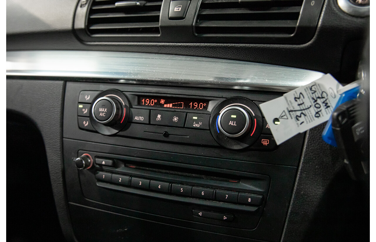 4/2013 BMW 120i M Sport E82 MY12.5 2d Coupe Alpine White 2.0L