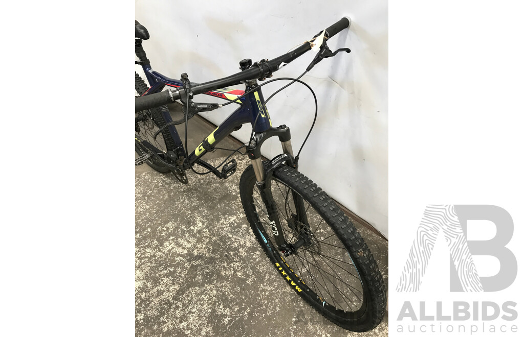GT Avalanche 9 Speed Mountain Bike