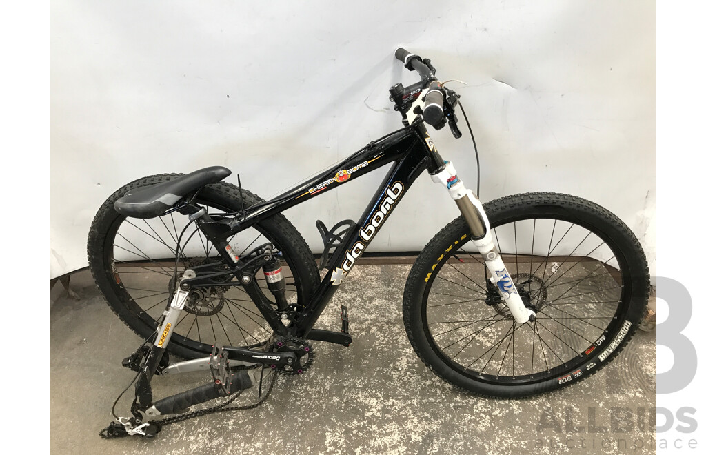 Da Bomb Cherry Bomb Hybrid Bike