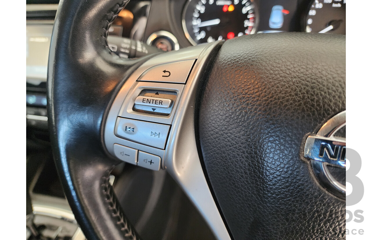 11/2014 Nissan Qashqai TI (4x2) J11 4d Wagon Black 2.0L