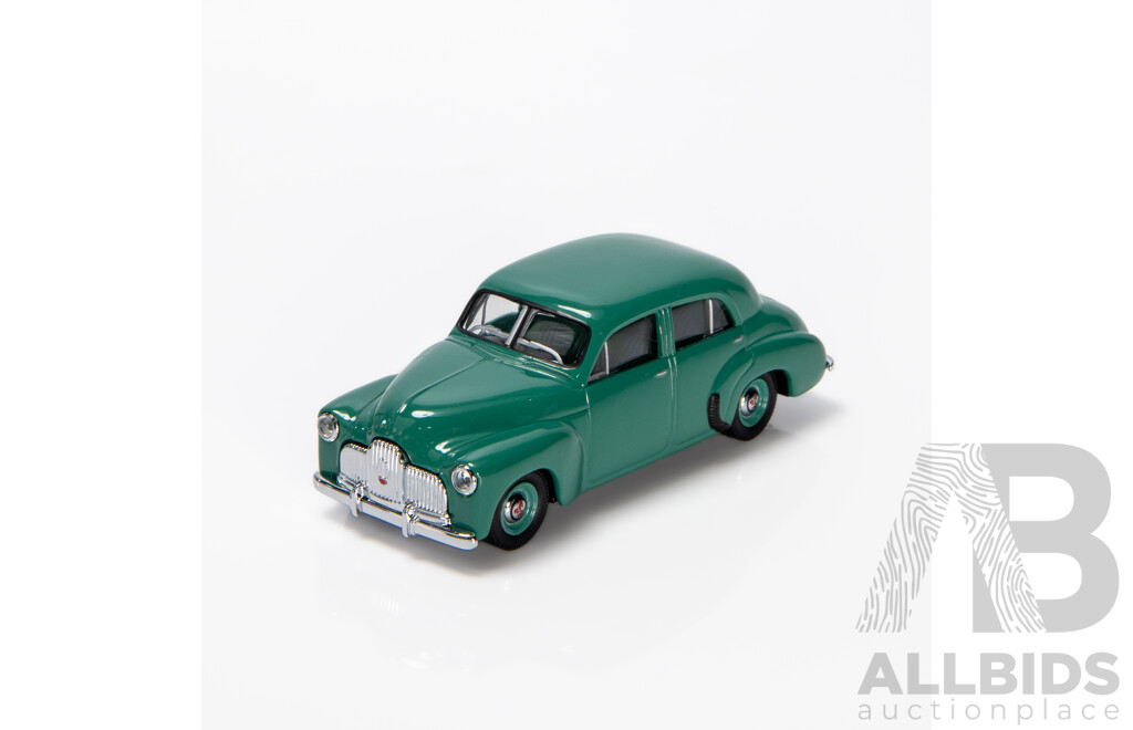 TRAX 1948 Holden 48/215 FX Sedan Glacier Green TR15E 1:43 Scale Model Car
