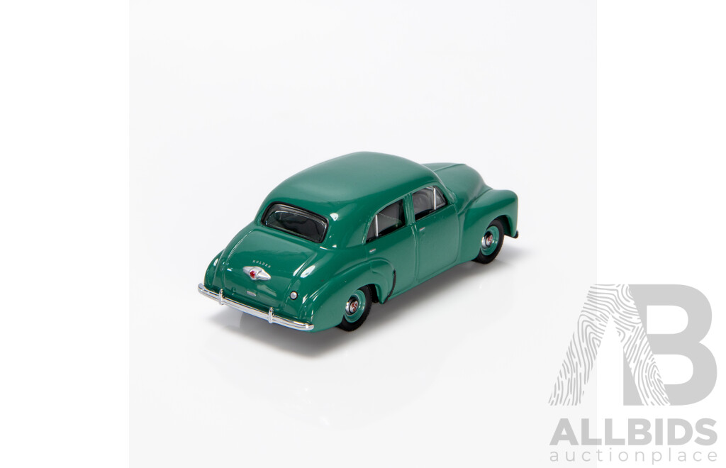 TRAX 1948 Holden 48/215 FX Sedan Glacier Green TR15E 1:43 Scale Model Car