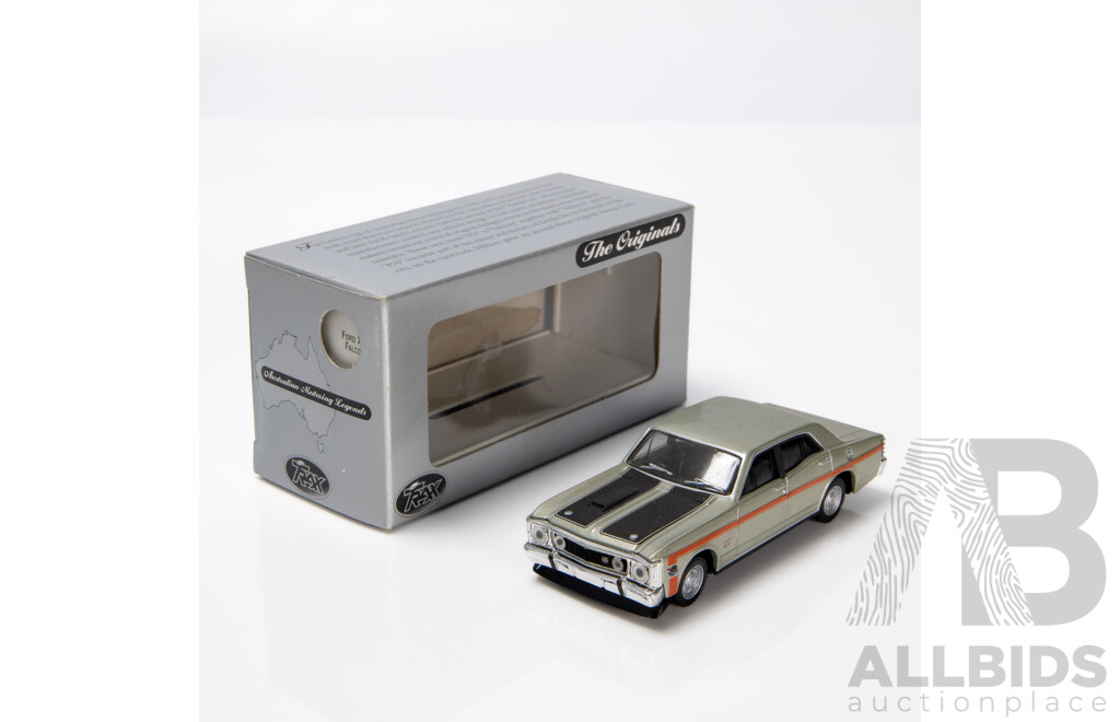 TRAX 1970 Ford XW Falcon GTHO Phase II Sedan Silver Fox TR34B 1:43 Scale Model Car