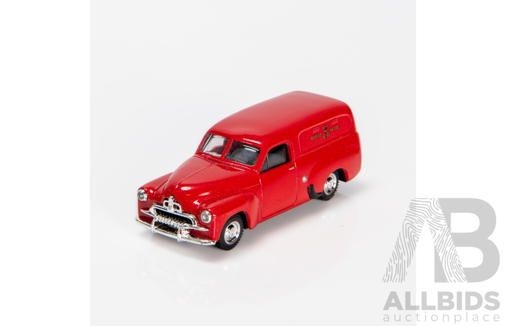 TRAX Holden FJ Panel Van Royal Mail Red 8003P 1:43 Scale Model Car