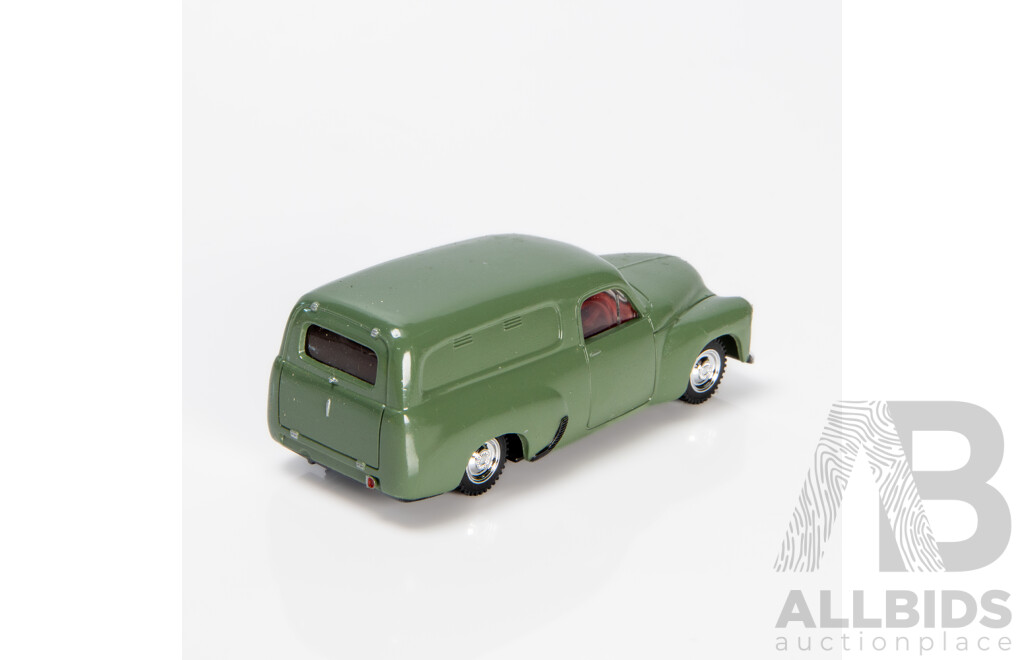 TRAX 1953 Holden FJ Panel Van Dark Green 8003 1:43 Scale Model Car