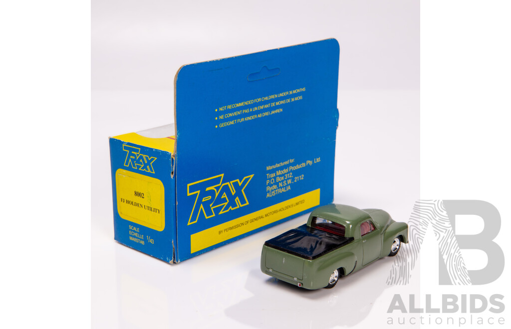 TRAX Holden FJ Utility Dark Green / Red Interior 8002 1:43 Scale Model Car