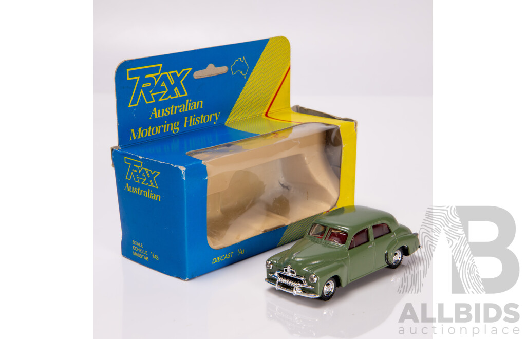 TRAX Holden FJ Sedan Olive Green / Pea Green 8001 1:43 Scale Model Car