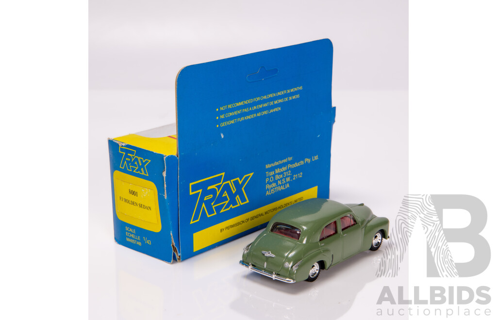 TRAX Holden FJ Sedan Olive Green / Pea Green 8001 1:43 Scale Model Car