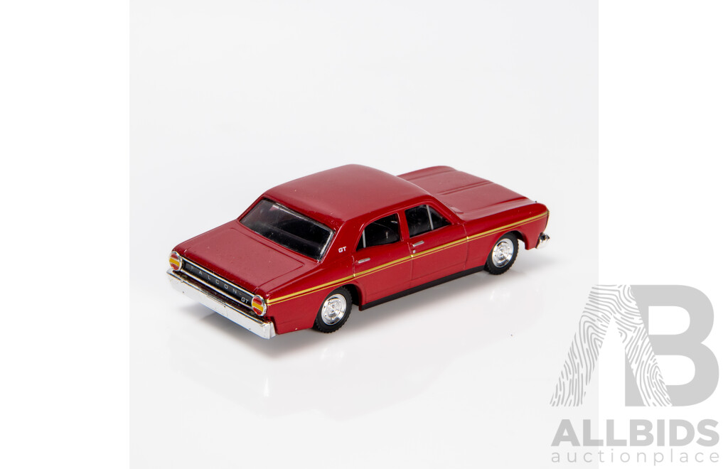 TRAX Ford XT Falcon GT Sedan Red W Gold Stripe 8005 1:43 Scale Model Car