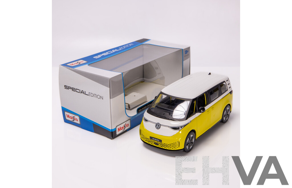 Maisto Special Edition 2023 Volkswagen ID. Buzz Yellow/White 1:24 Scale Model Car - New