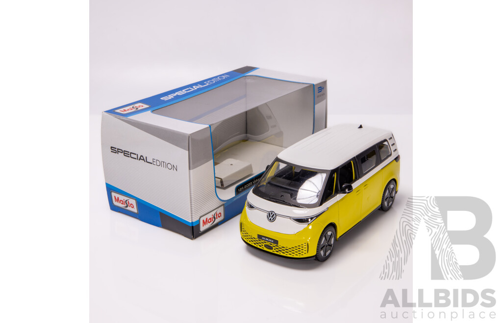 Maisto Special Edition 2023 Volkswagen ID. Buzz Yellow/White 1:24 Scale Model Car - New