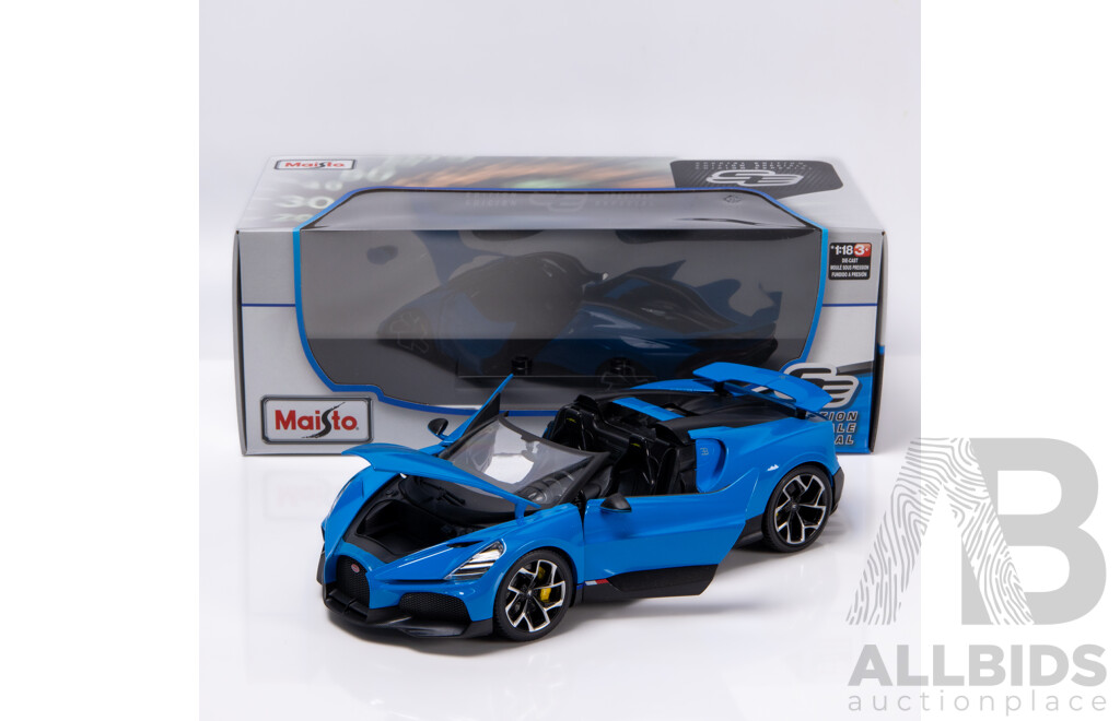 Maisto Special Edition 2023 Bugatti Mistral W16 French Racing Blue 1:18 Scale Model Car - New