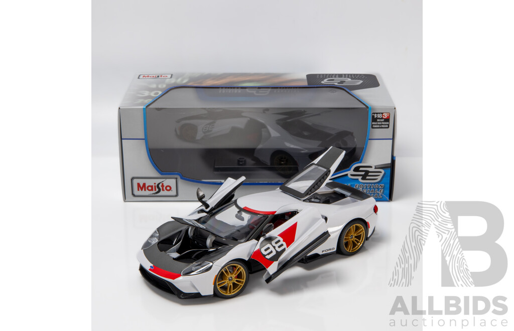 Maisto Special Edition 2021 Ford GT Heritage Edition White#98 1:18 Scale Model Car - New