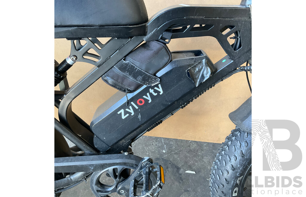Zyloyty Fat-tyre E-bike