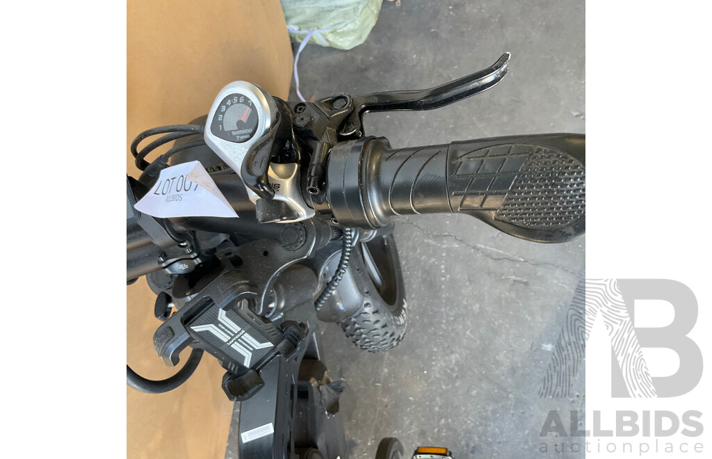 Zyloyty Fat-tyre E-bike