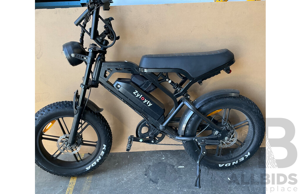 Zyloyty Fat-tyre E-bike