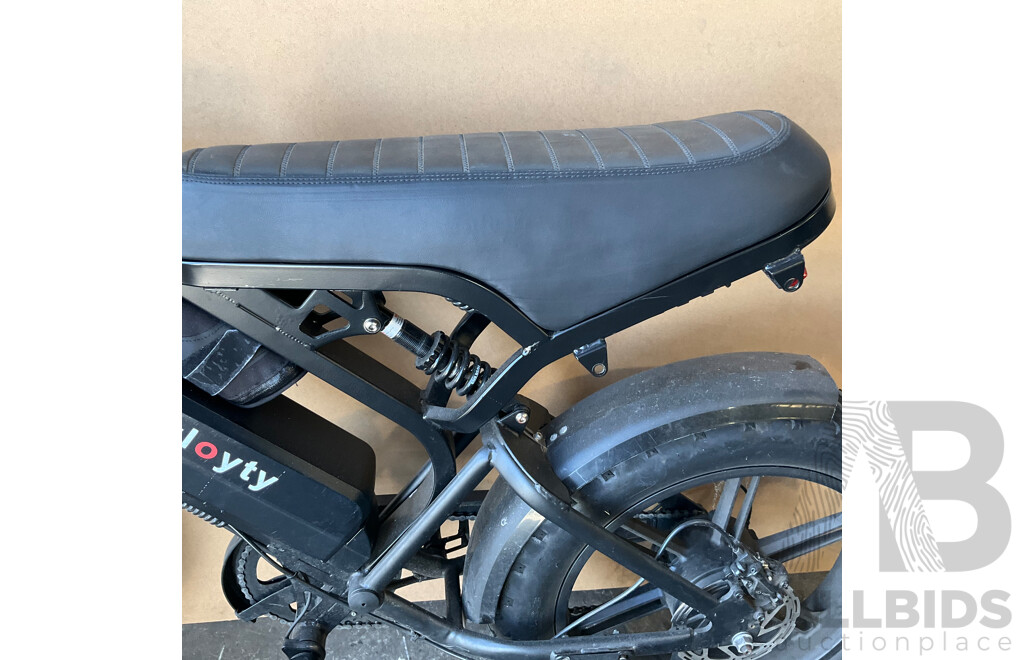 Zyloyty Fat-tyre E-bike