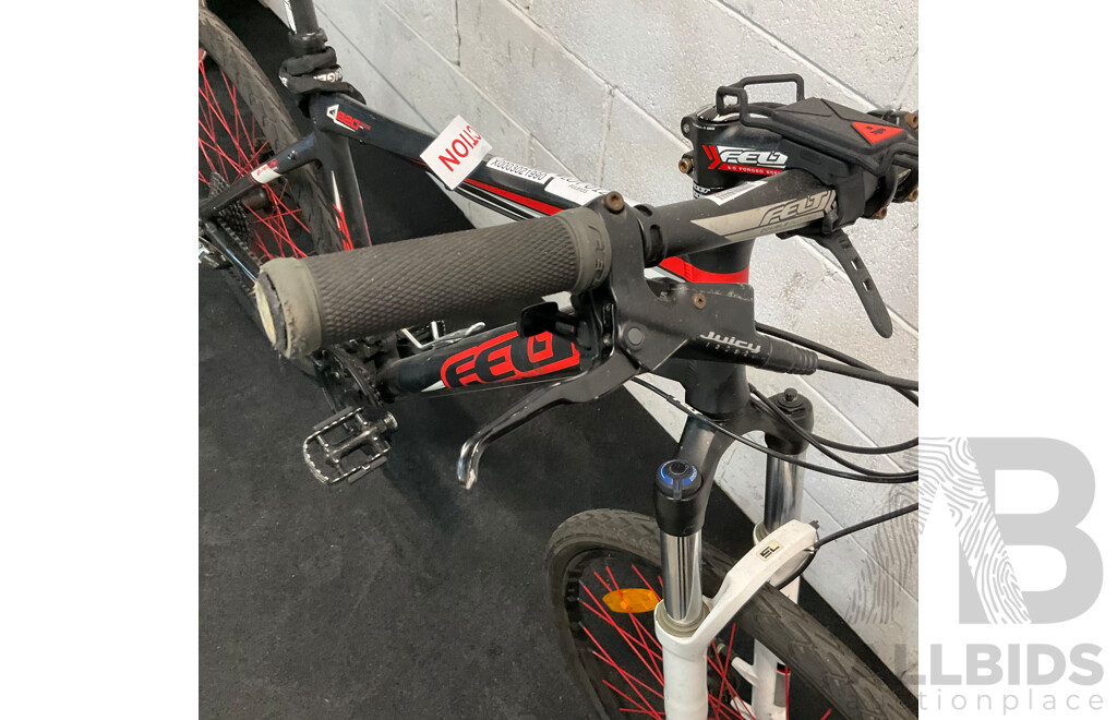 FELT Q820 Bike - 19.5''