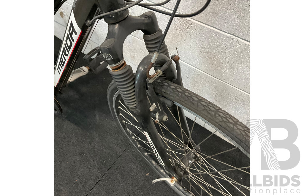 Merida Crossway 10 Bike - Size 42cm