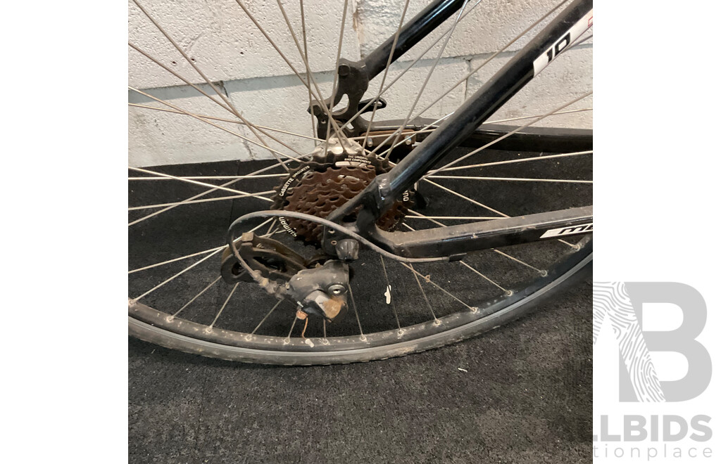 Merida Crossway 10 Bike - Size 42cm