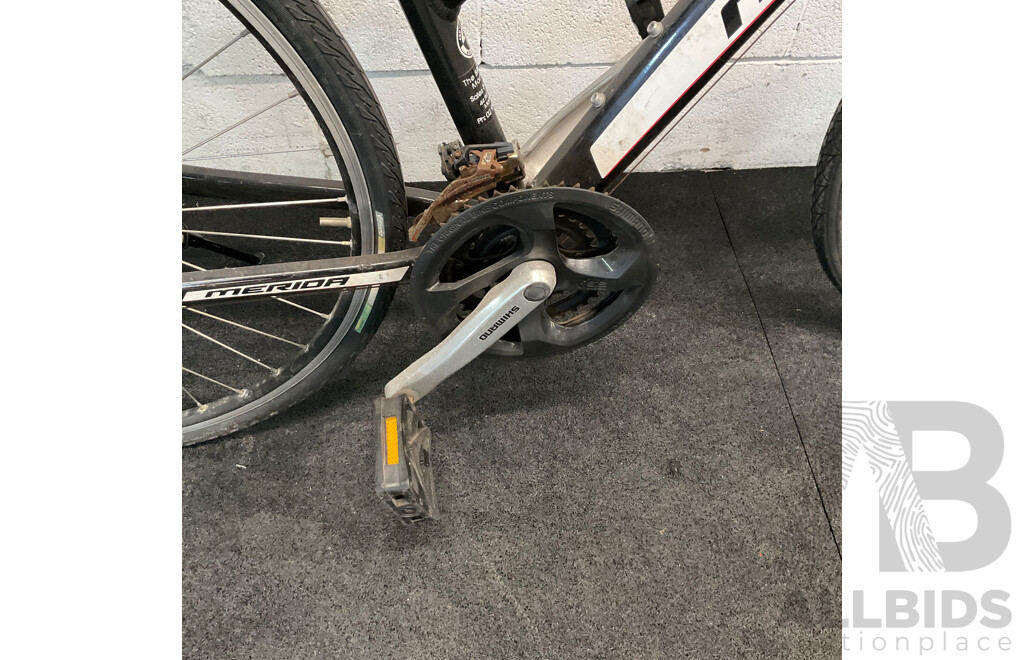 Merida Crossway 10 Bike - Size 42cm