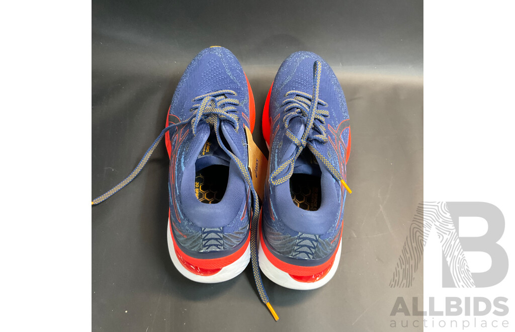 Asics 1011B440 Mens Gel Kayano 29 Deep Ocean Cherry Tomato - Size 27.5cm with 3 Pairs Size M Socks