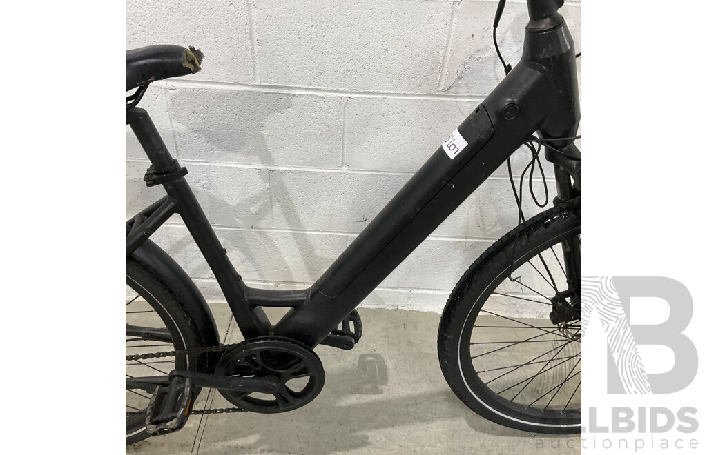 Black E-Bike