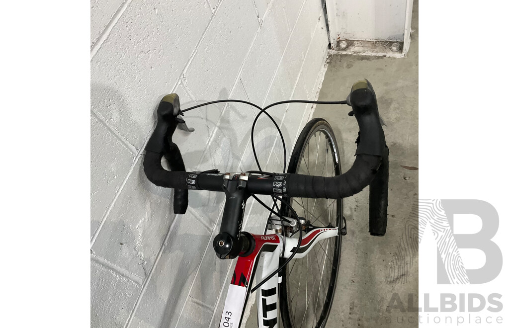 AVANTI Giro1 Bike - Size M (55cm)