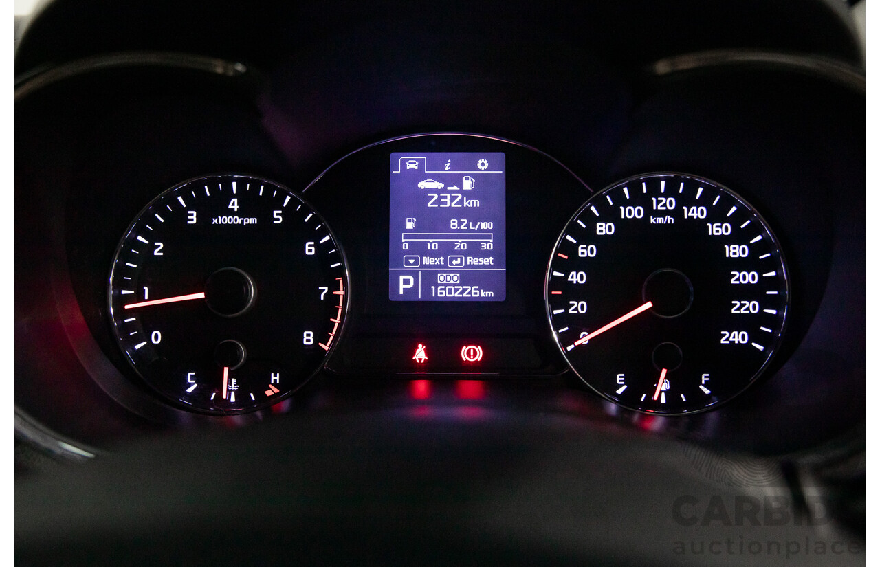 09/2015 Kia Cerato S (FWD) YD MY15 5d Hatchback Silky Silver Metallic 1.8L