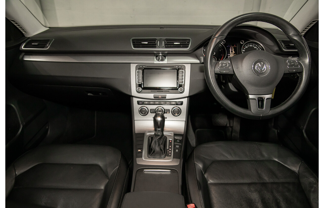 7/2014 Volkswagen Passat 118 TSI 3C MY14.5 4d Sedan Night Blue Metallic Turbo 1.8L