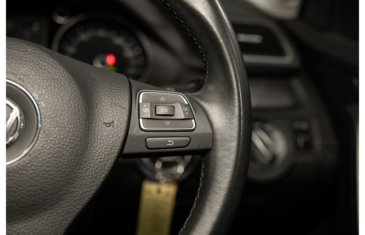 7/2014 Volkswagen Passat 118 TSI 3C MY14.5 4d Sedan Night Blue Metallic Turbo 1.8L