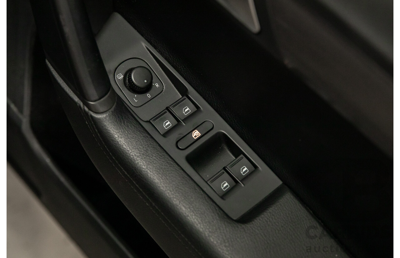 7/2014 Volkswagen Passat 118 TSI 3C MY14.5 4d Sedan Night Blue Metallic Turbo 1.8L