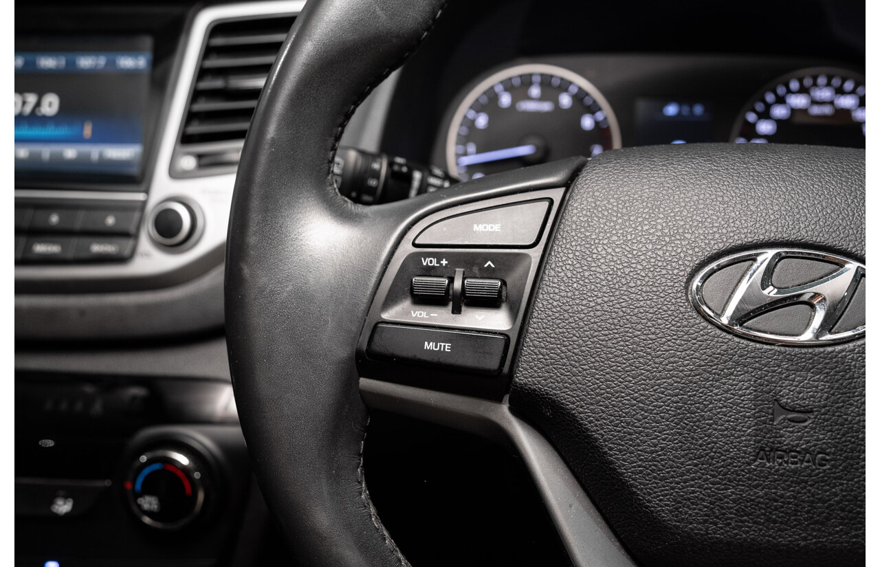 03/2017 Hyundai Tucson Active X (FWD) TL 4D Wagon Pure White 2.0L