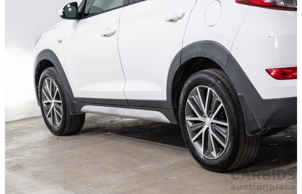 03/2017 Hyundai Tucson Active X (FWD) TL 4D Wagon Pure White 2.0L