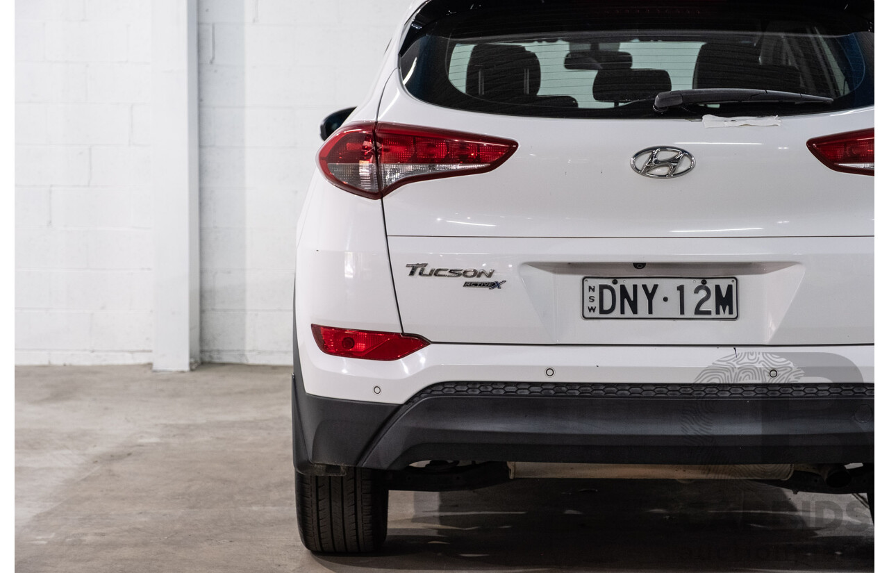 03/2017 Hyundai Tucson Active X (FWD) TL 4D Wagon Pure White 2.0L