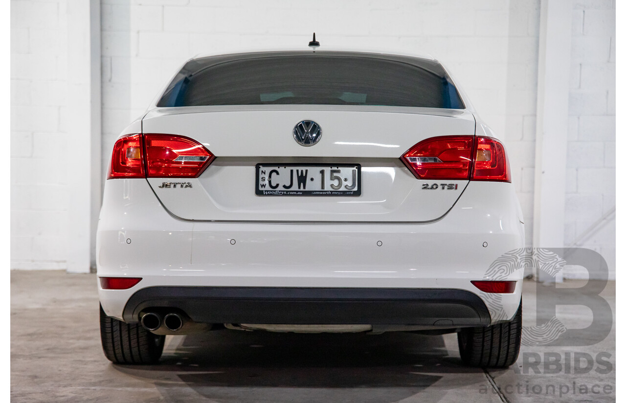 11/2012 Volkswagen Jetta 147 TSI Highline 1KM MY13 4d Sedan Candy White Turbo 2.0L