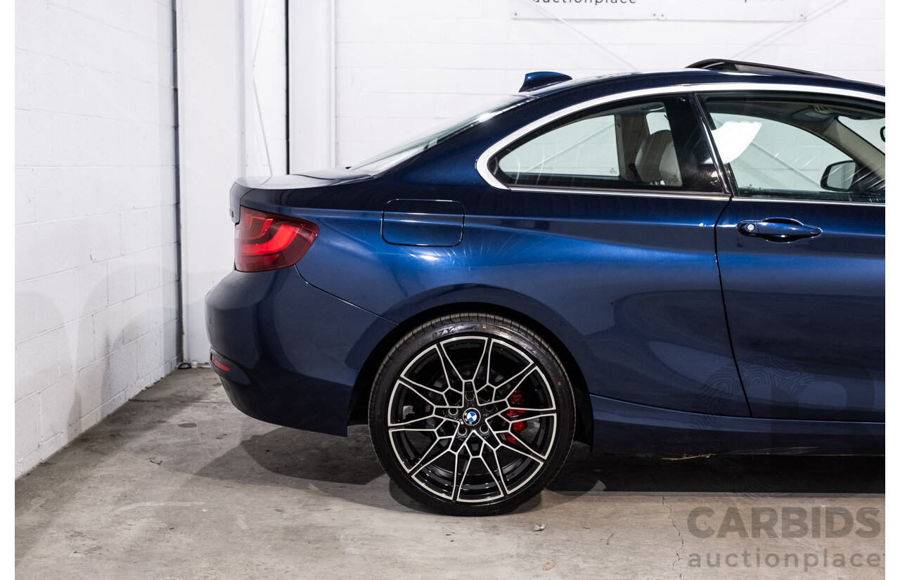 09/2017 BMW 230i Luxury Line (RWD) F22 MY17 2d Coupe Deep Sea Blue Metallic Turbo 2.0L