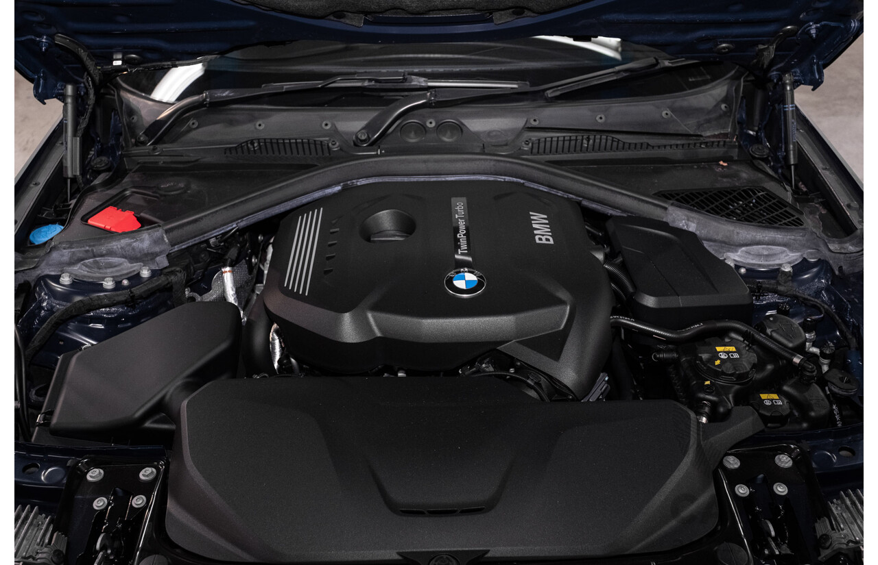 09/2017 BMW 230i Luxury Line (RWD) F22 MY17 2d Coupe Deep Sea Blue Metallic Turbo 2.0L