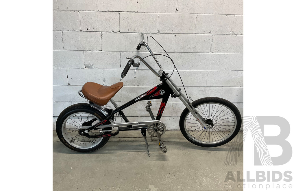 Schwinn Stingray Pedal Chopper