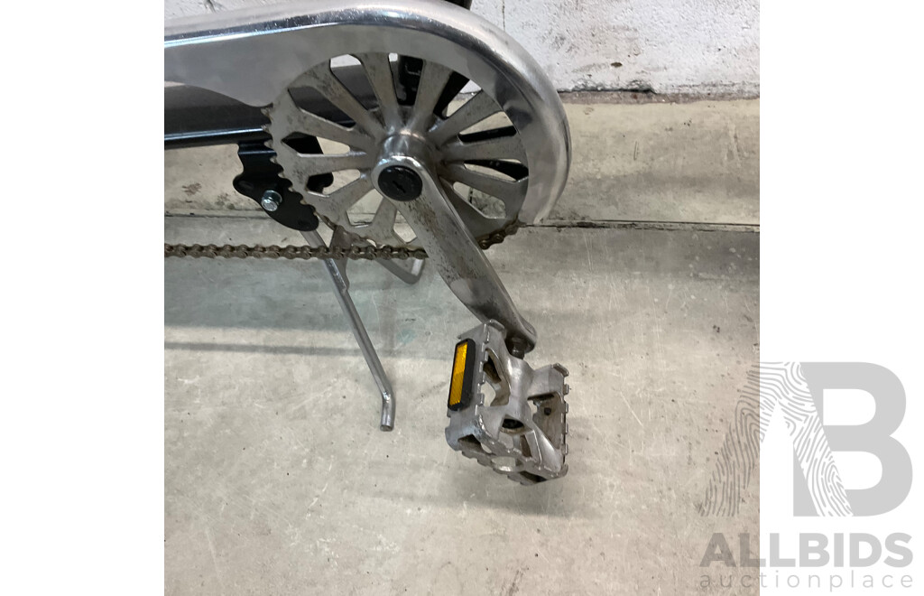 Schwinn Stingray Pedal Chopper