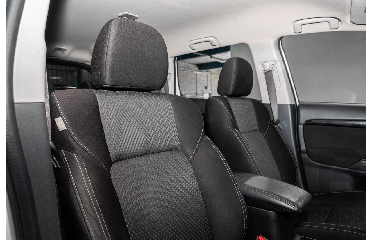 04/2019 Mitsubishi Outlander ES ADAS (FWD) ZL MY19 4d Wagon Solid White 2.4L