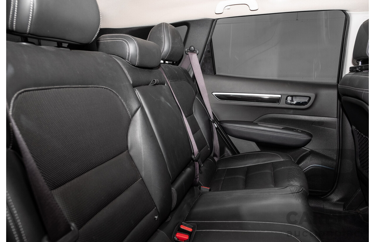 01/2017 Renault Koleos Intens X-Tronic (4x4) XZG 4d Wagon Metallic Black 2.5L