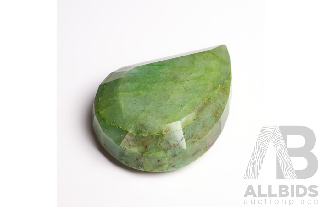Jadeite 525ct Stone
