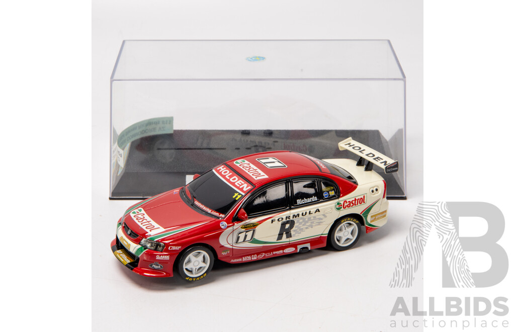 Scalextric 2004 Holden Formula R Commodore2  1:32 Scale Slot Car
