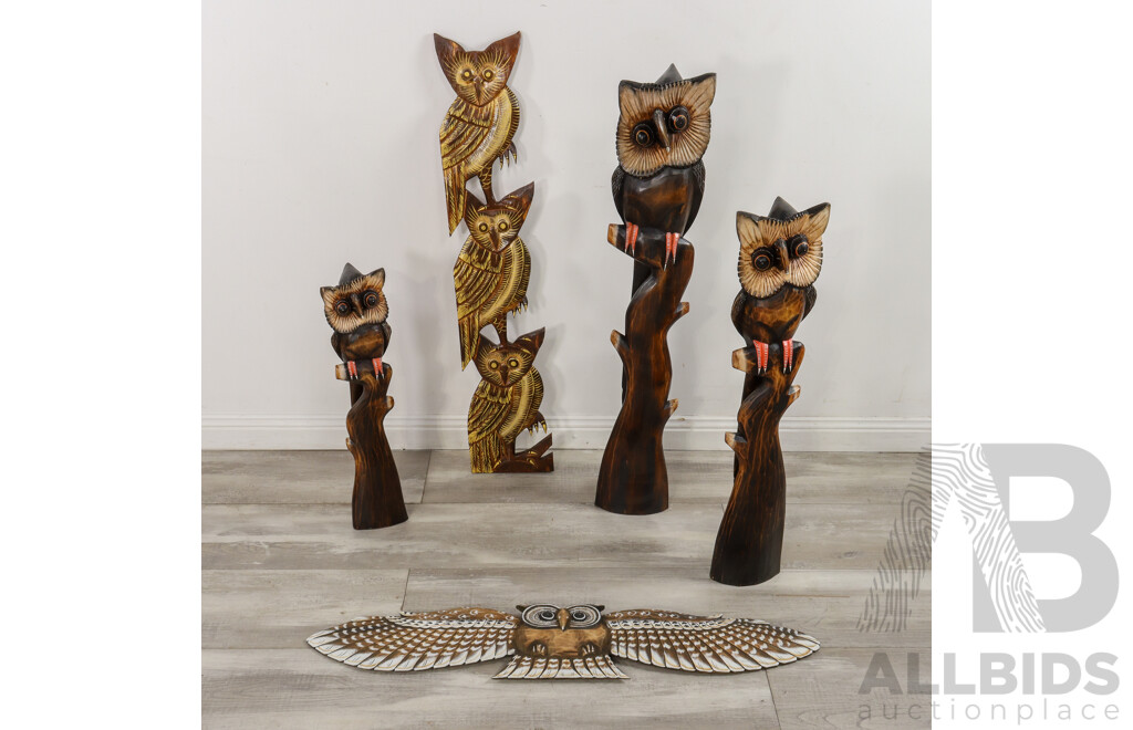 Five Large Carved Timber Owl Sculptures and Hangers