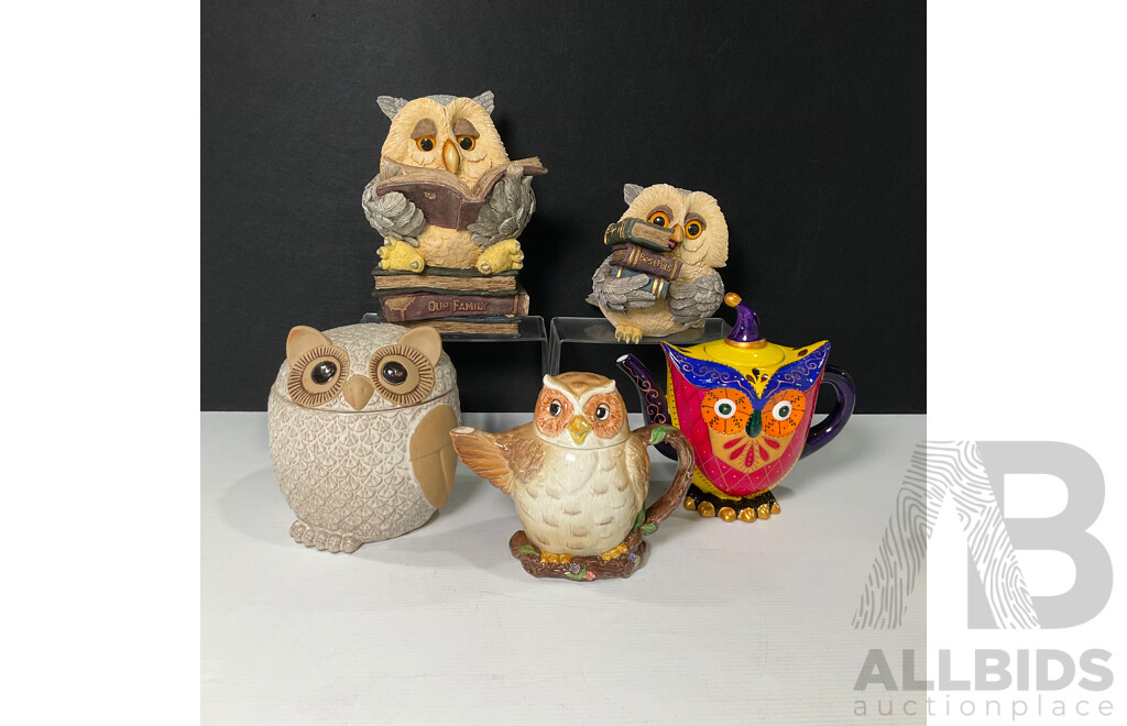 Parliament of Decorative Owls